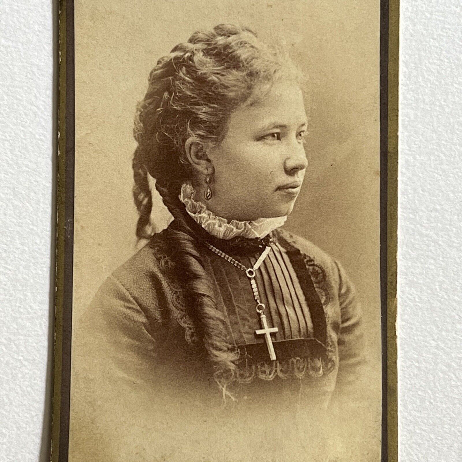 Antique CDV Photograph Adorable Girl Curly Hair Cross Necklace Rochester NY