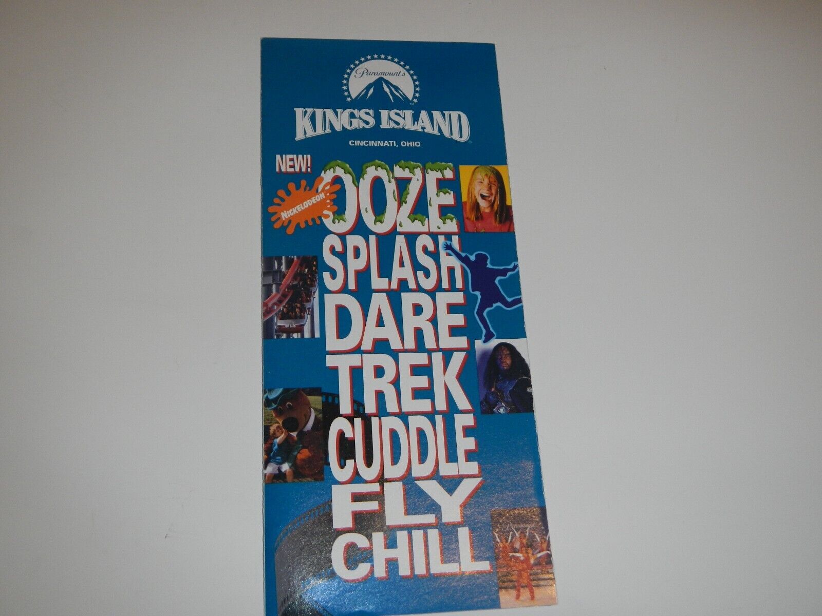 Kings Island amusement park brochure 1995