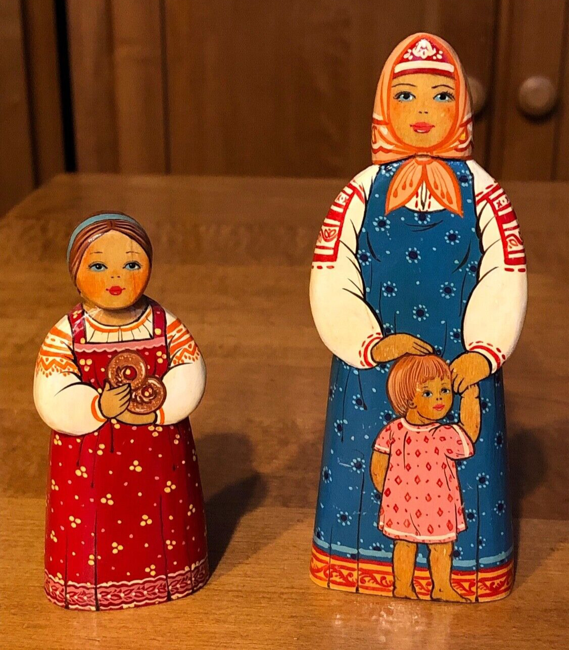 Set of 2 Vintage Hand Painted Small Russian Wooden Dolls Girl Figurines - Signed