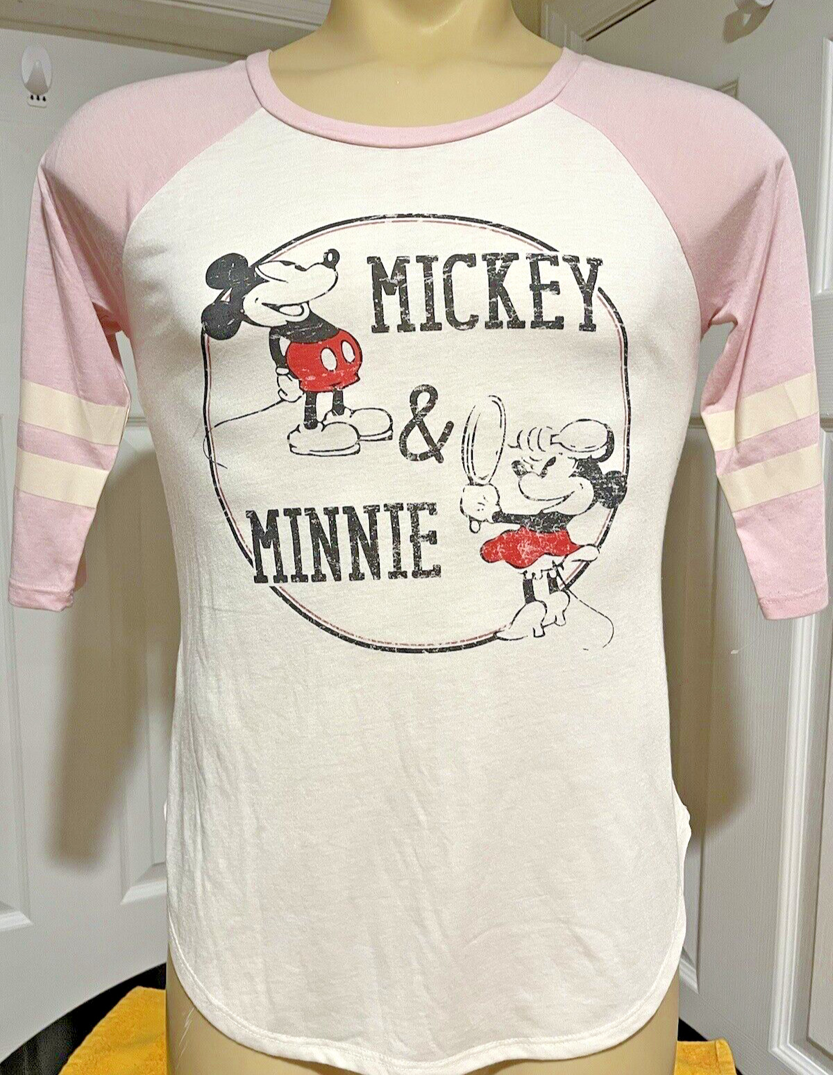 New Vintage Disney Mickey & Minnie Mouse Women’s T-shirt Medium White