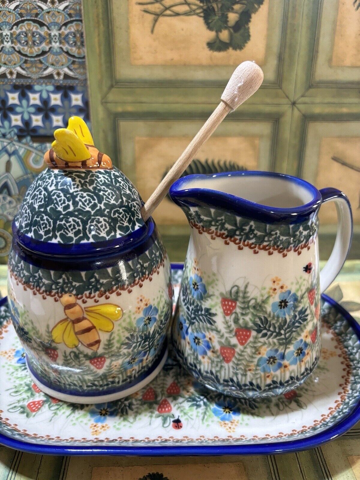 Hand Made In Poland 4 Piece Honey Covered Honey Jar And Syrup/creamer Pitcher