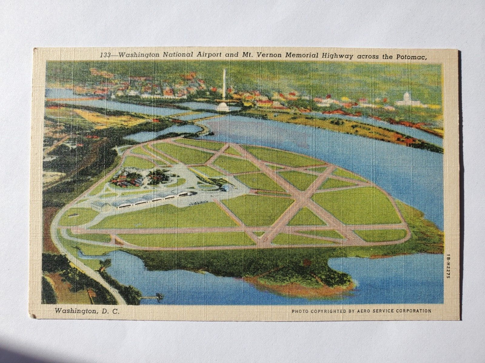 Linen Postcard - WASHINGTON NATIONAL AIRPORT WASHINGTON D.C. 1B-H2275- UNUSED