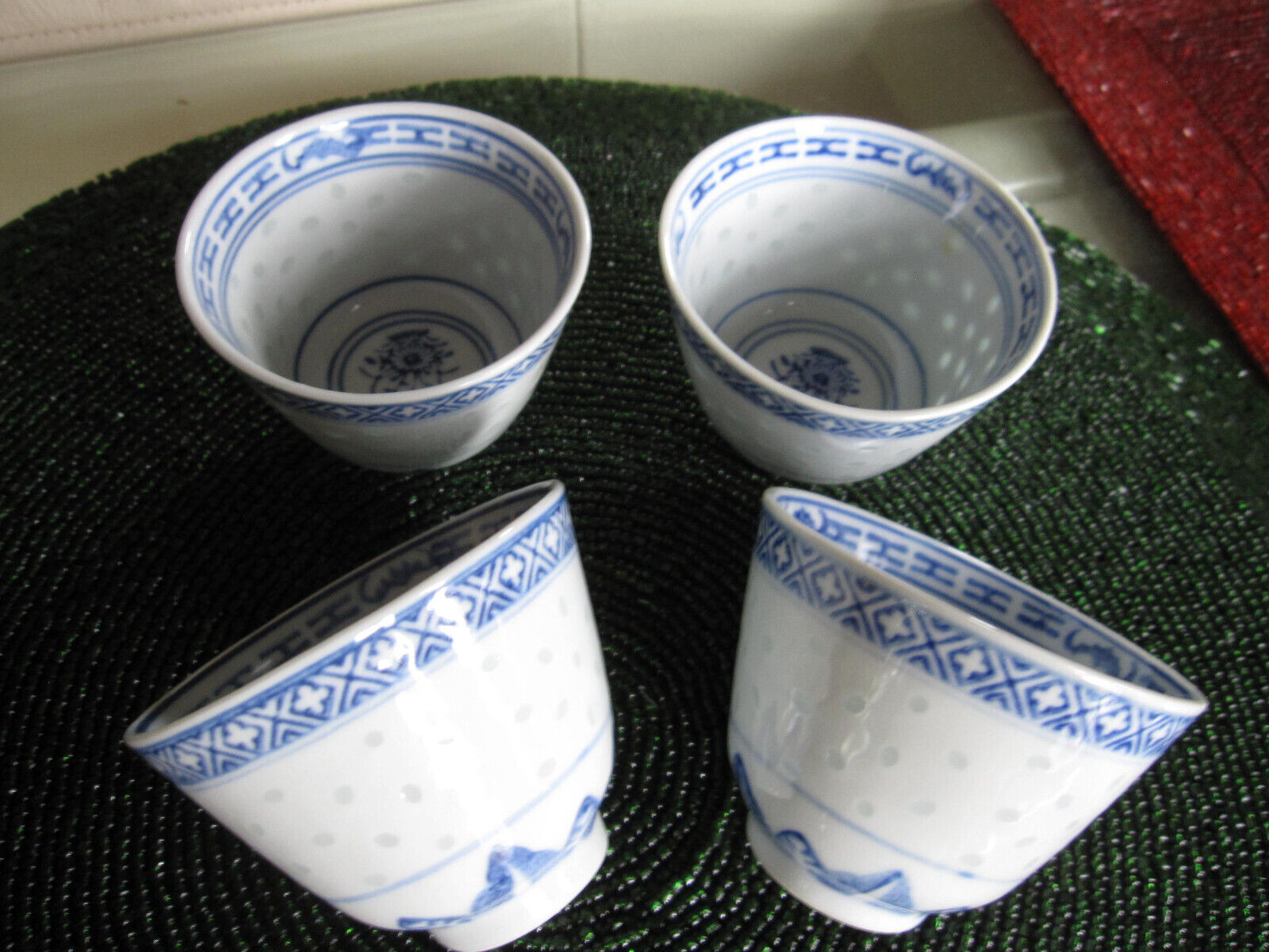4 VTG Chinese Porcelain Translucent Rice Grain Sake Tea Cups Blue Chrysanthemum