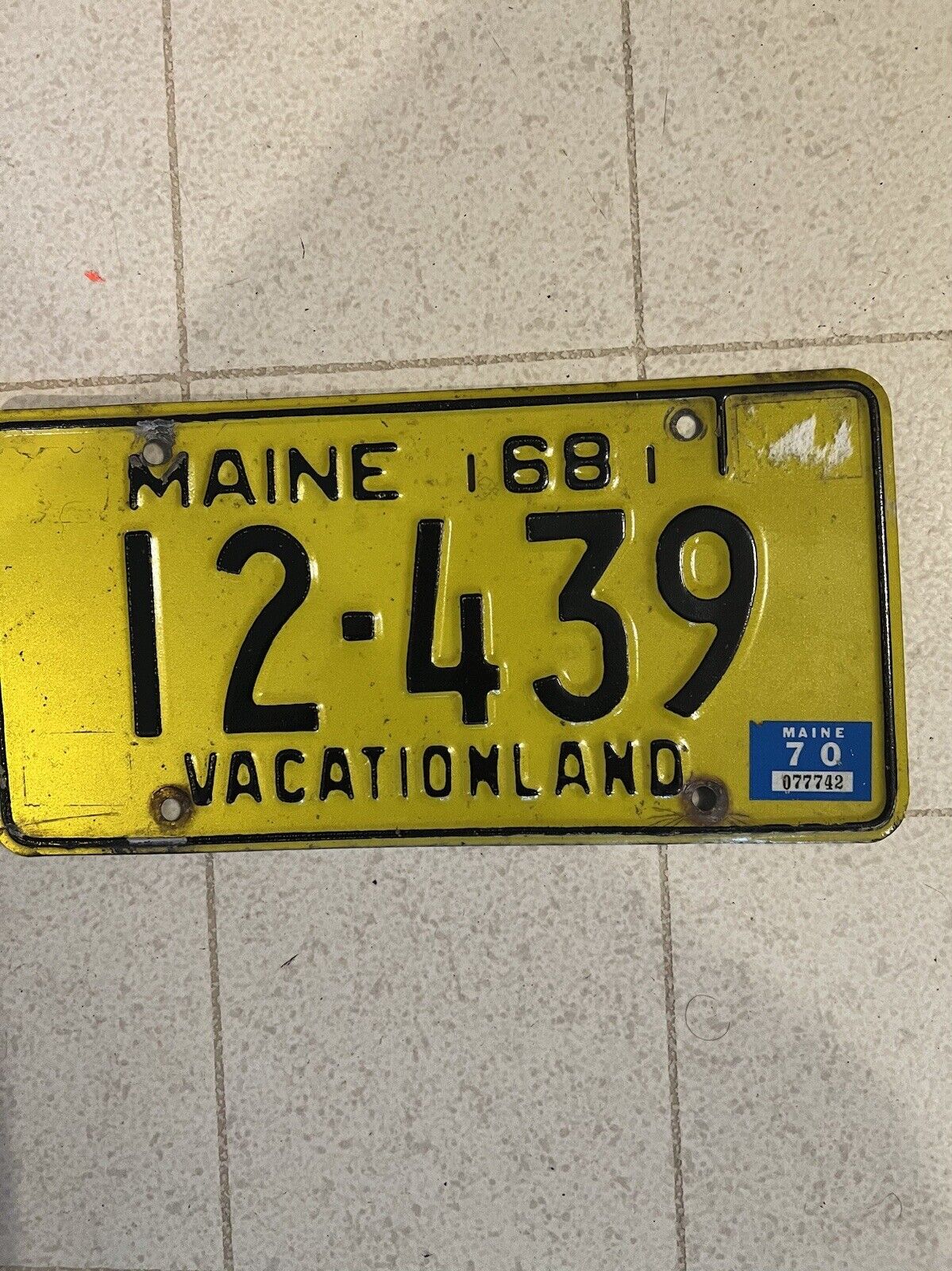 Maine License Plate ME Tag 1968 Vintage Yellow Vacationland 