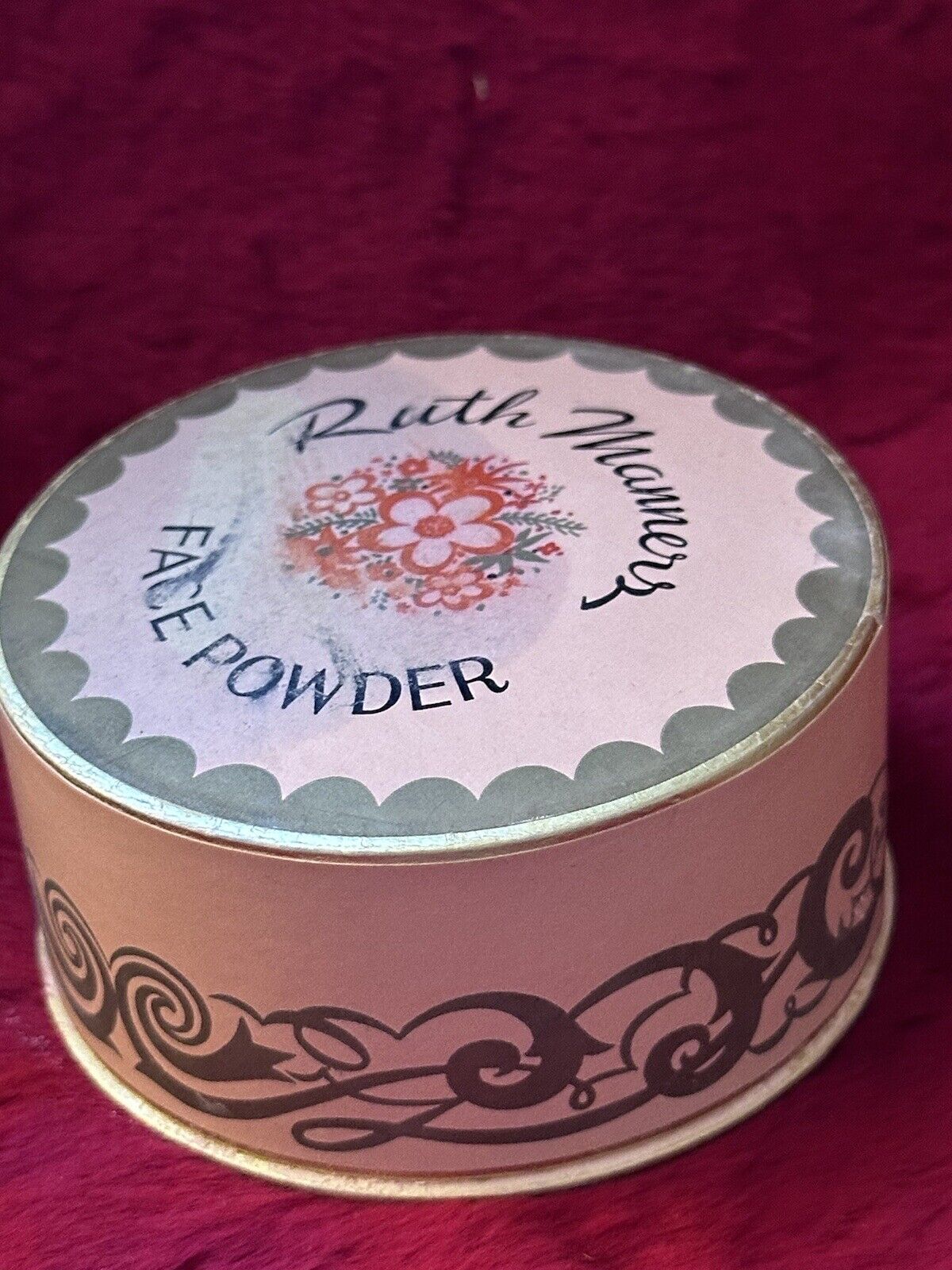 Rare vintage open full Ruth Manners Face Powder Box,
