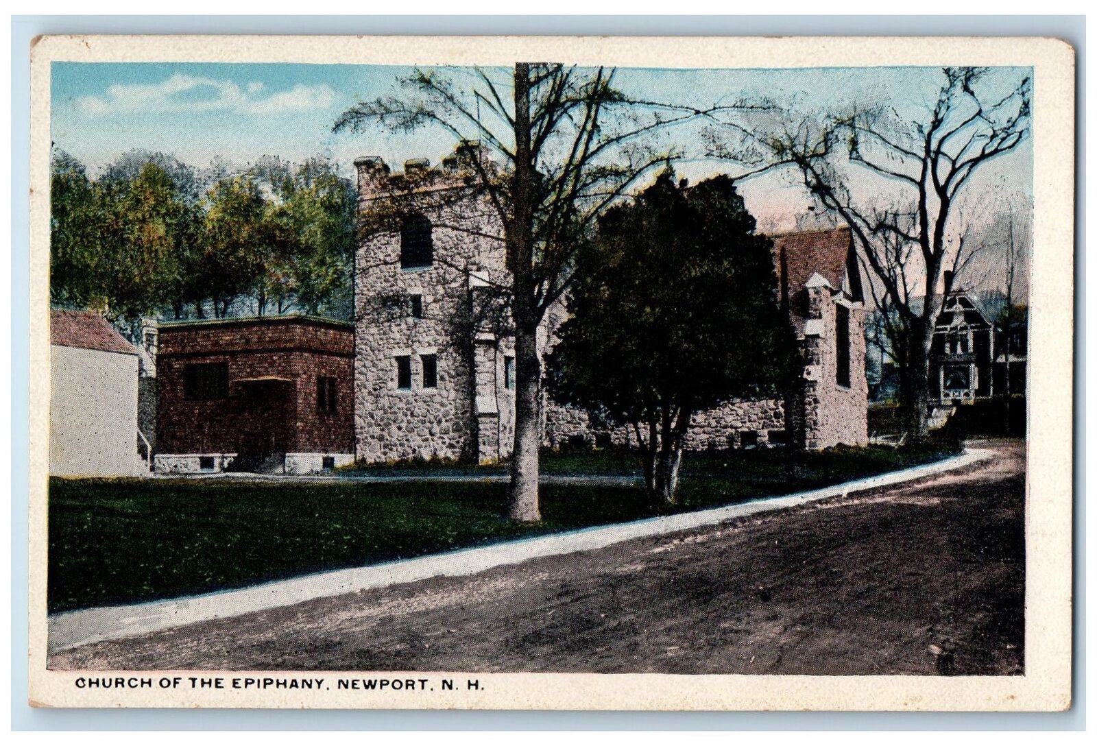 c1920s Church Of The Epiphany Exterior Street Scene Newport NH Unposted Postcard