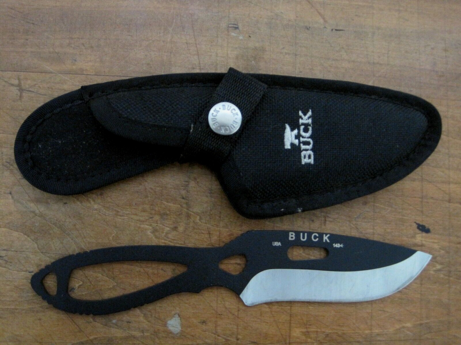 2010 BUCK Model 143 Made in USA Fixed Blade Knife w/Original Sheath