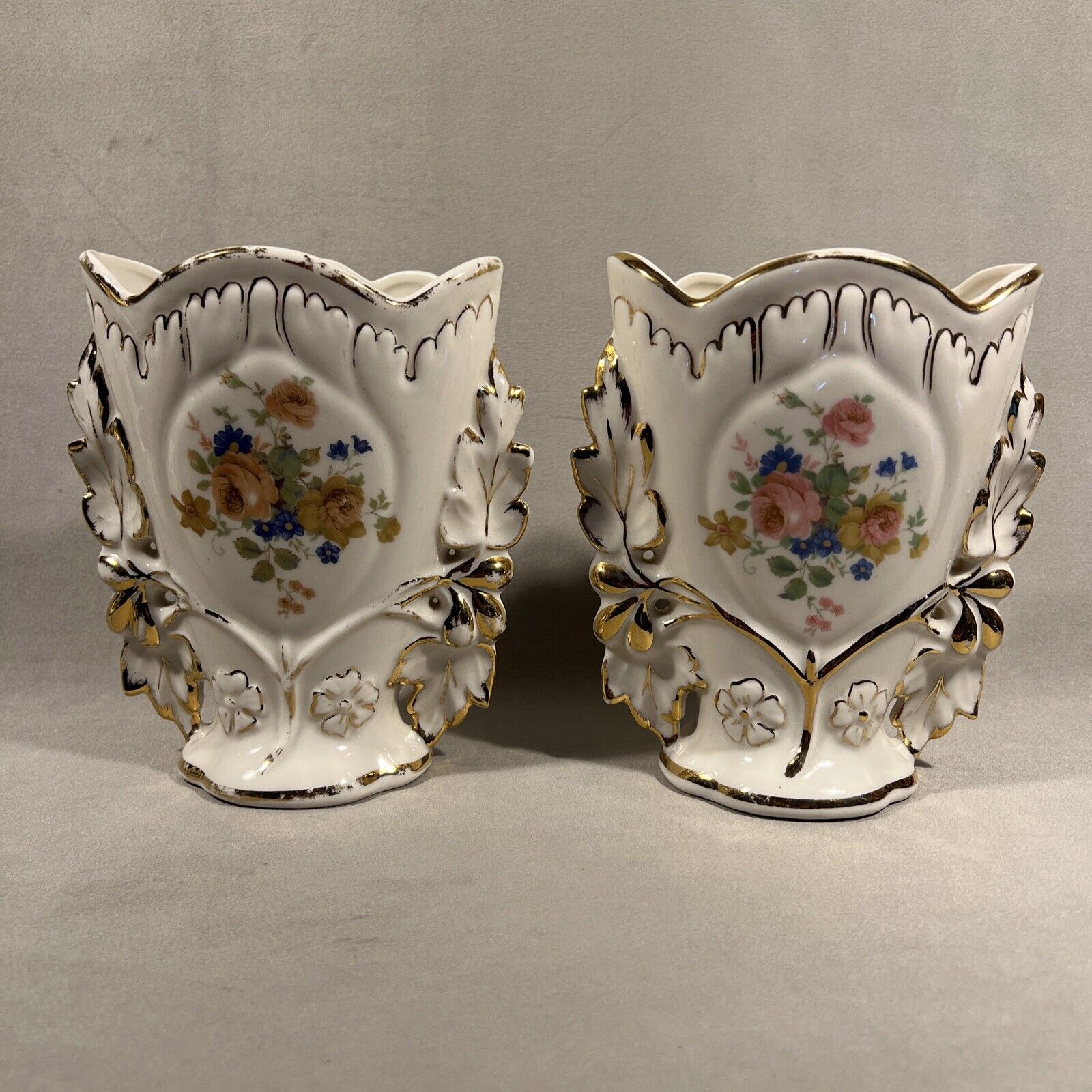 PV08909 Vintage 1950s French Wedding Vase Pair FLORAL BOUQUET with Gold