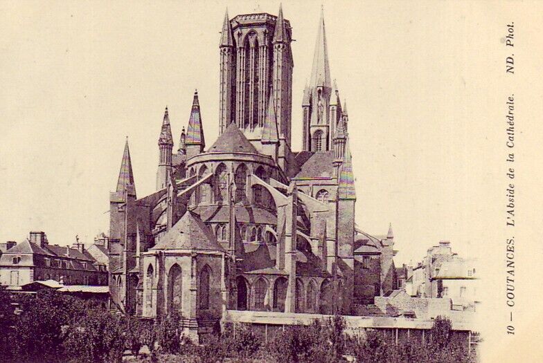 CPA 50 NORMANDY COUTANCES Cathedral Apse NOTRE-DAME & Lantern Tower