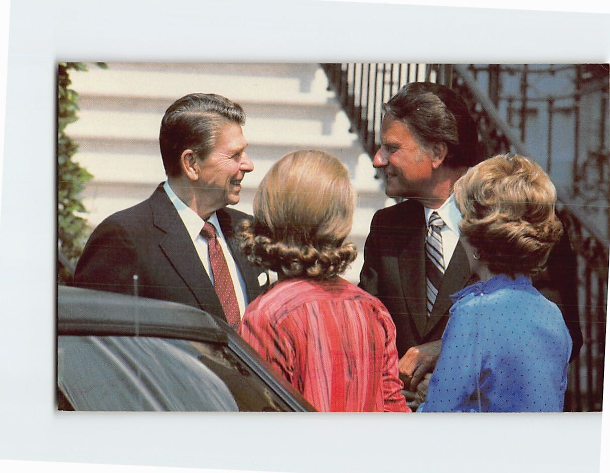 Postcard The Grahams are bidding farewell to the Reagans White House DC USA
