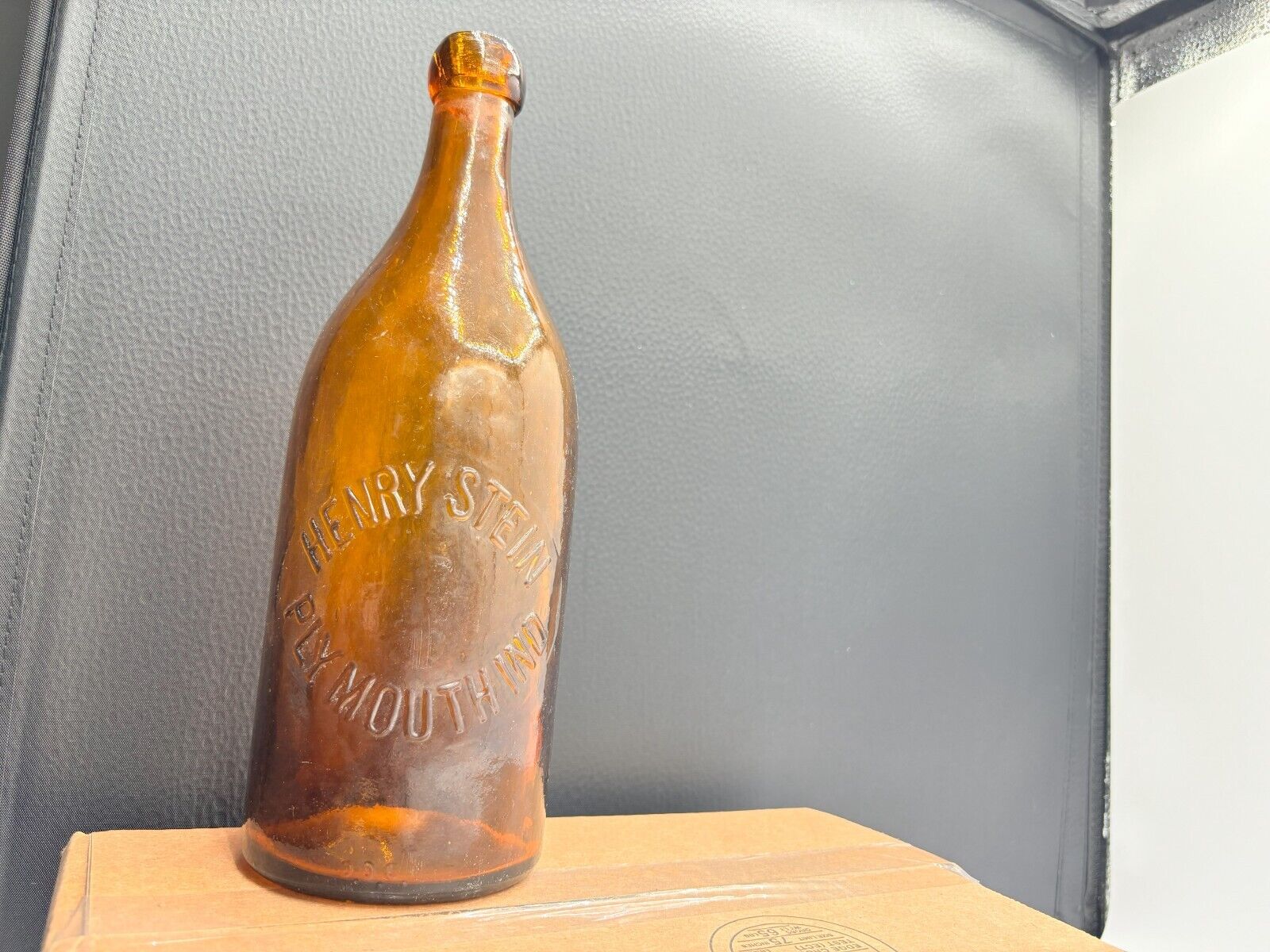 Antique Plymouth, Indiana Amber Quart Blob Beer