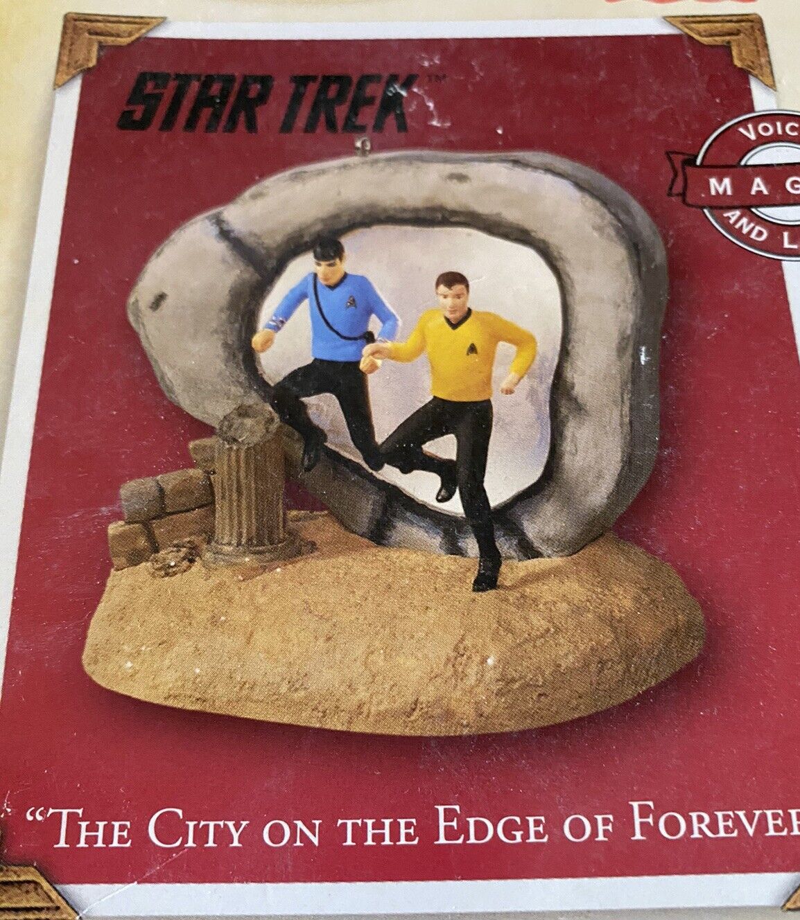 Hallmark Lighted Ornament “The City On The Edge Of Forever”Star Trek.