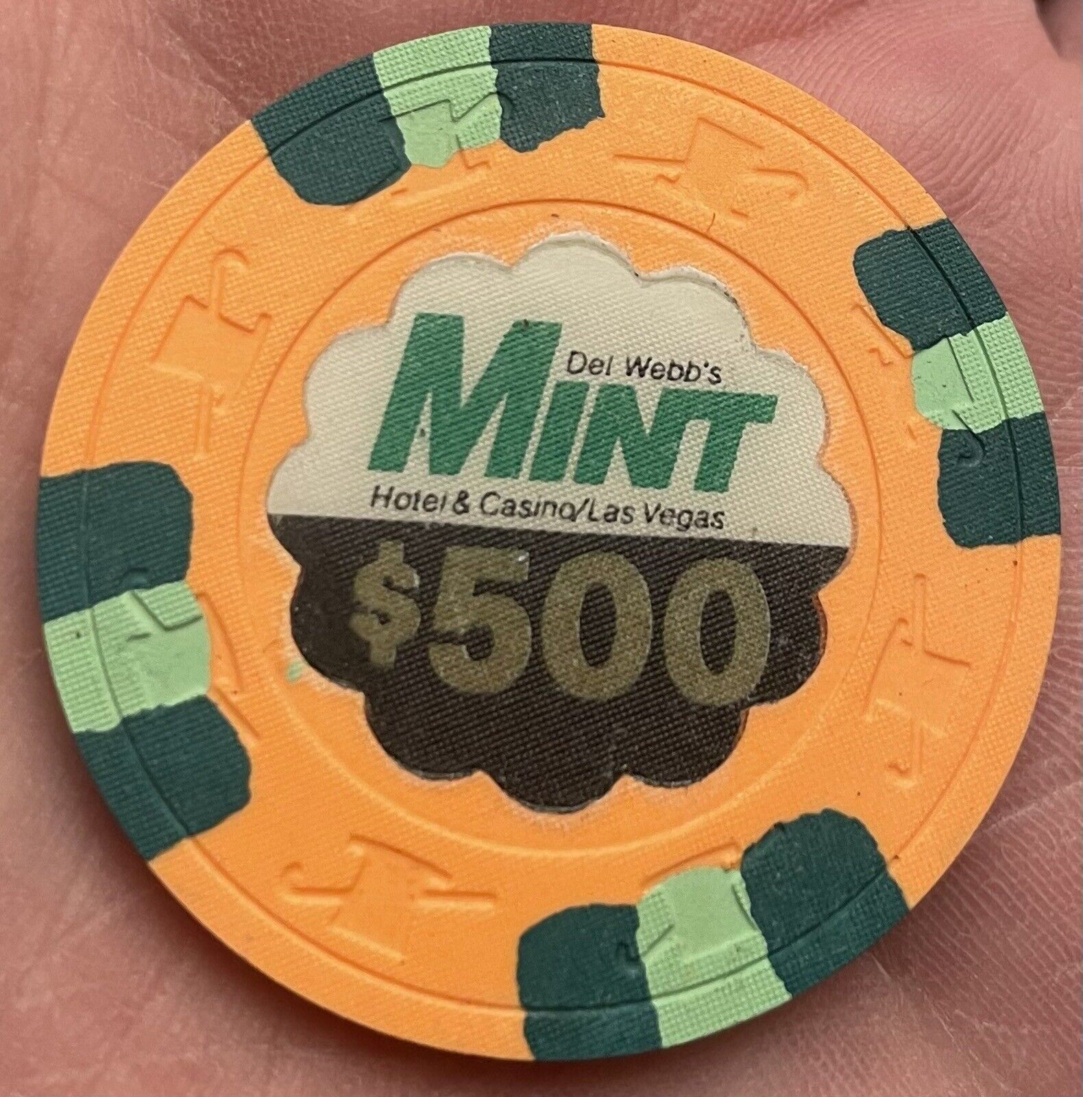 1984 Del Webbs The MINT Casino $500 Poker Chip Las Vegas Nevada Hat & Cane