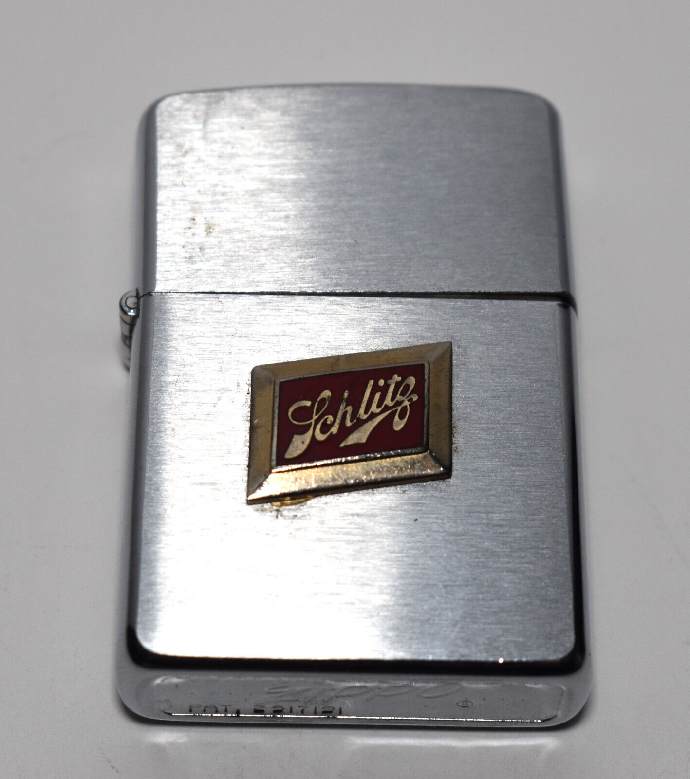 Vintage 1958 Schlitz Beer Brewery Advertising Zippo Lighter