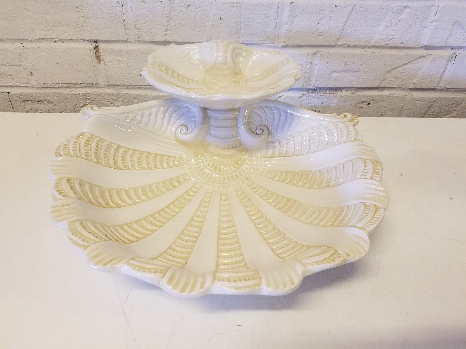 Lenox Butlers Pantry Appetizers Dish w/ Shell Design