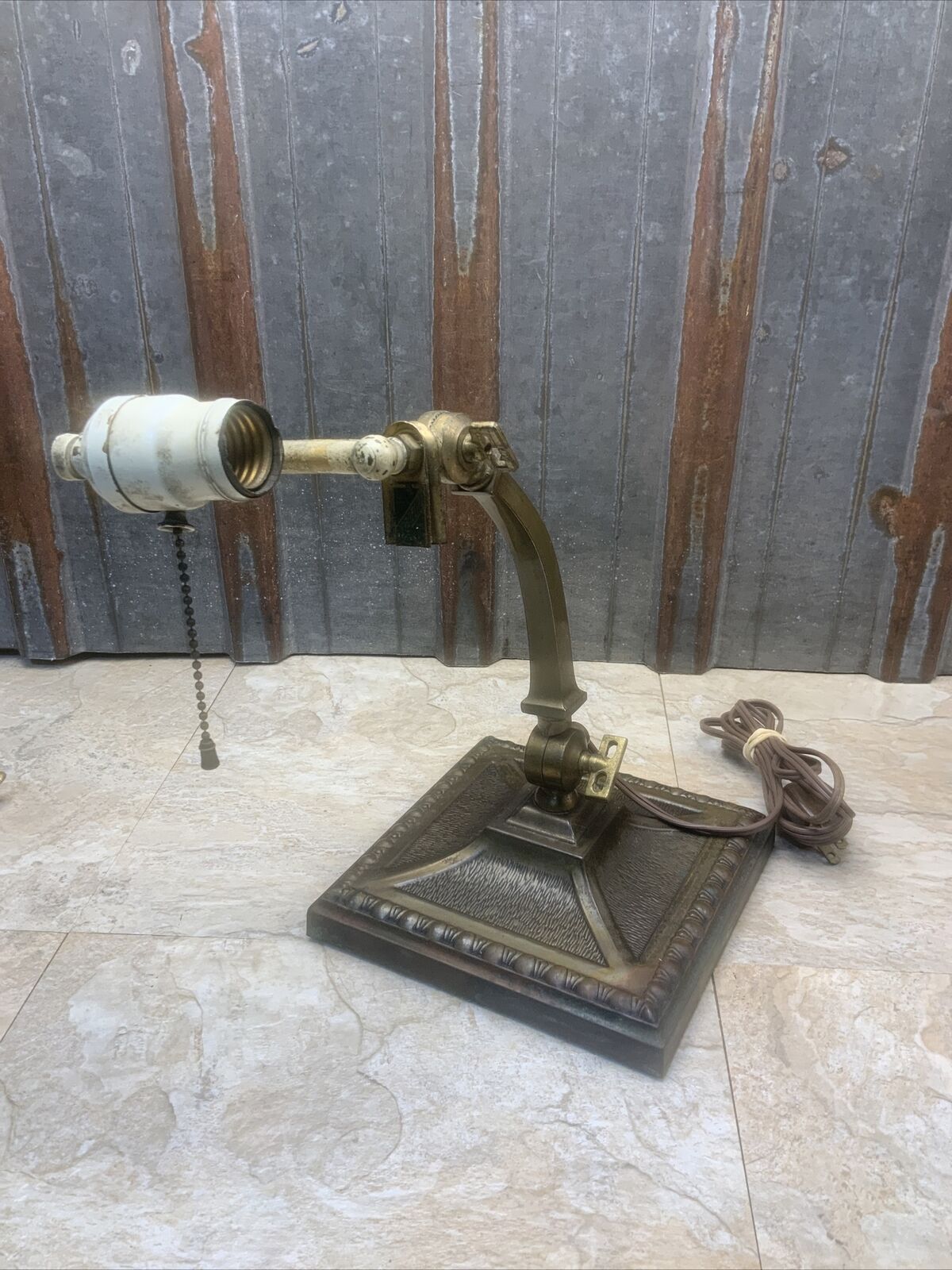 Vintage Verdelite Bankers Lamp Made In U.S.A Square Base