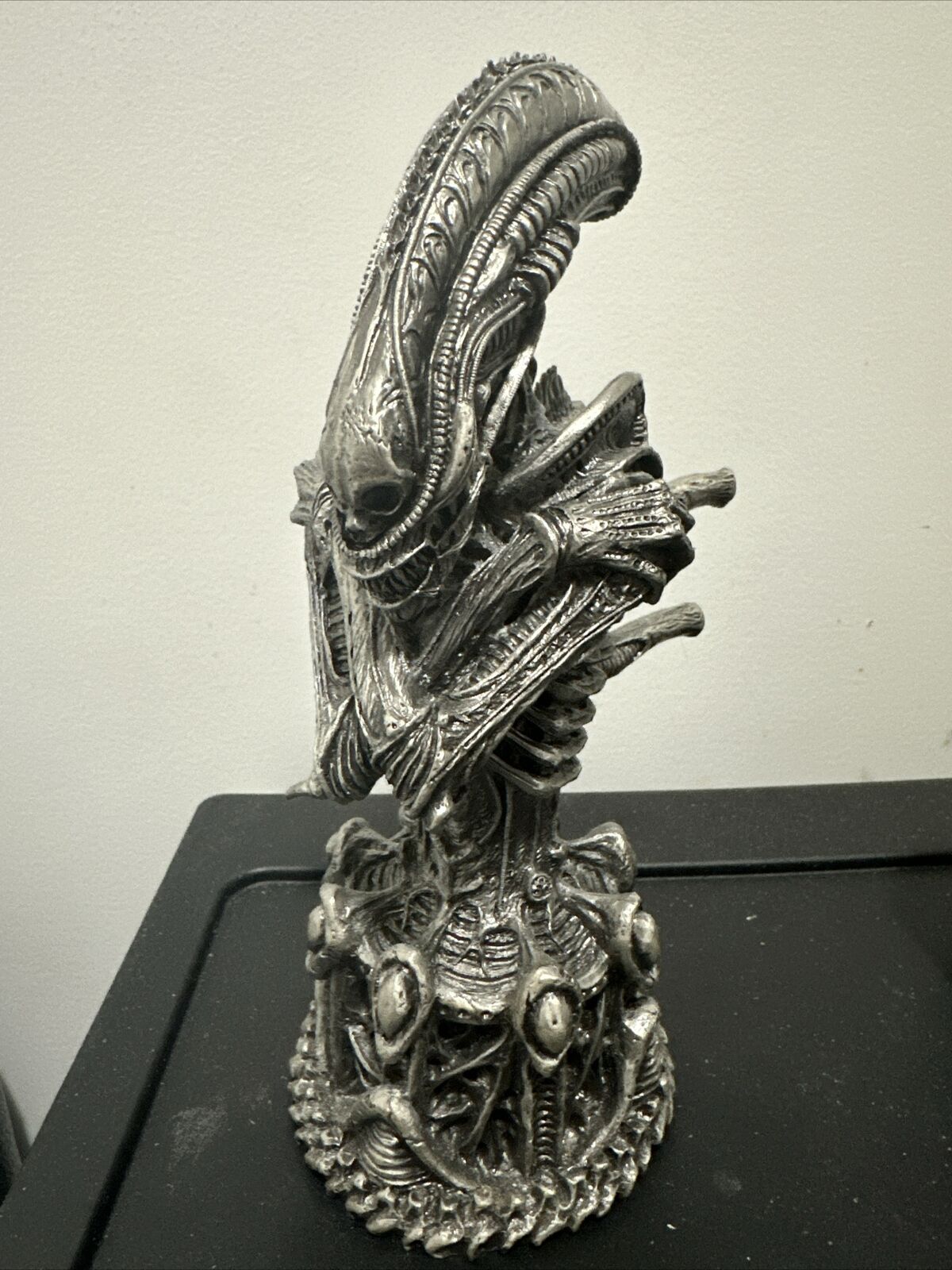Alien Special Edition Exclusive Pewter Mini Bust by Palisades