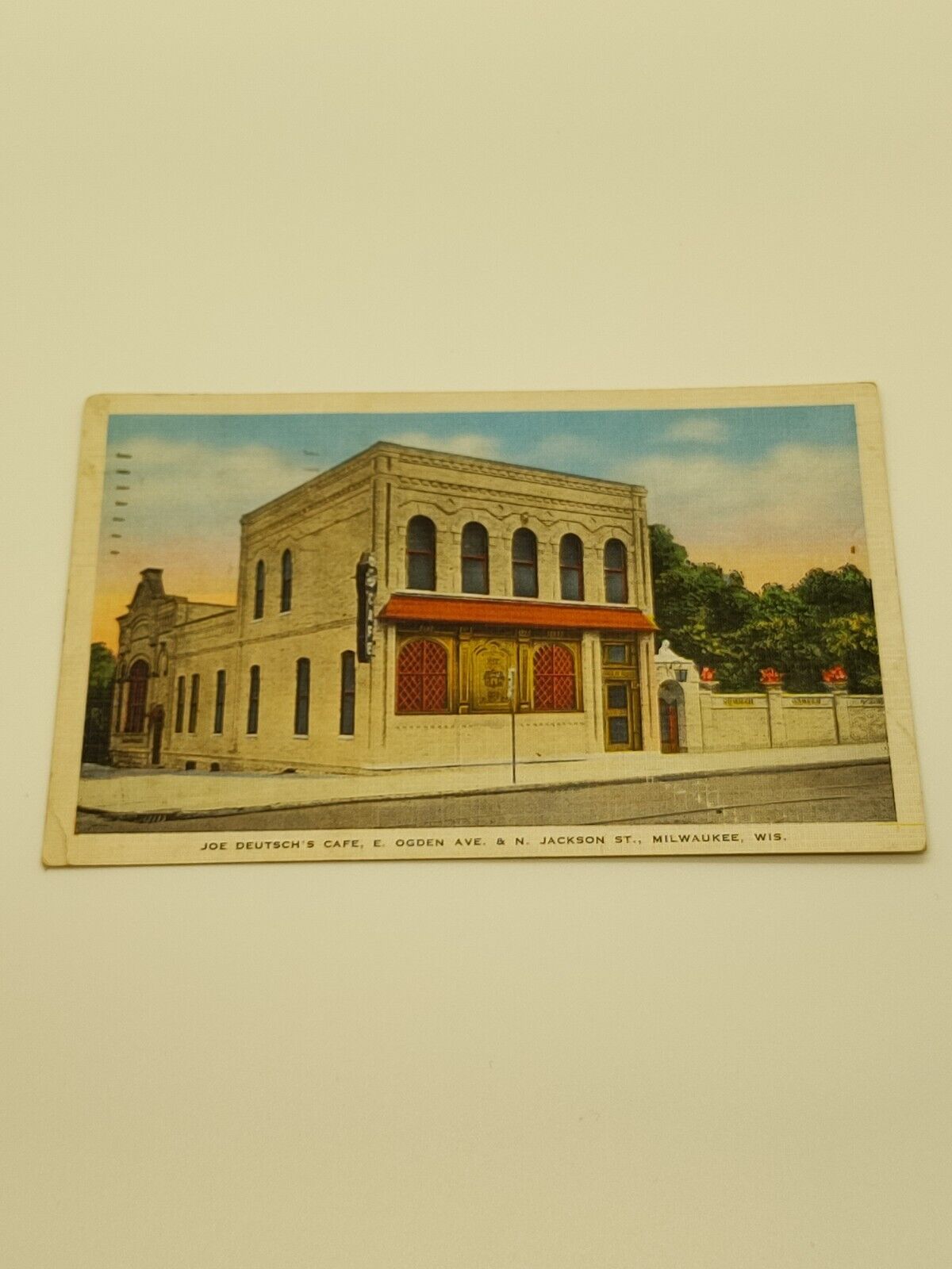 1930s Joe Deutsch\'s Milwaukee Wis Post Card A6