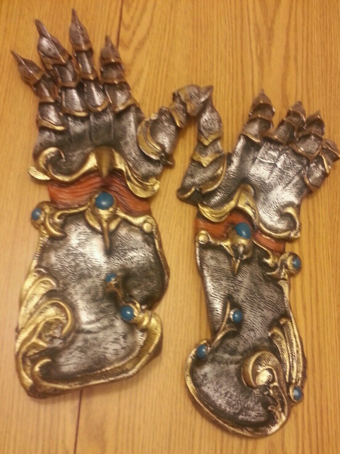 Medieval Knight Gauntlet Larp Cosplay Dark Ages Evil Gems Gold Silver Armor