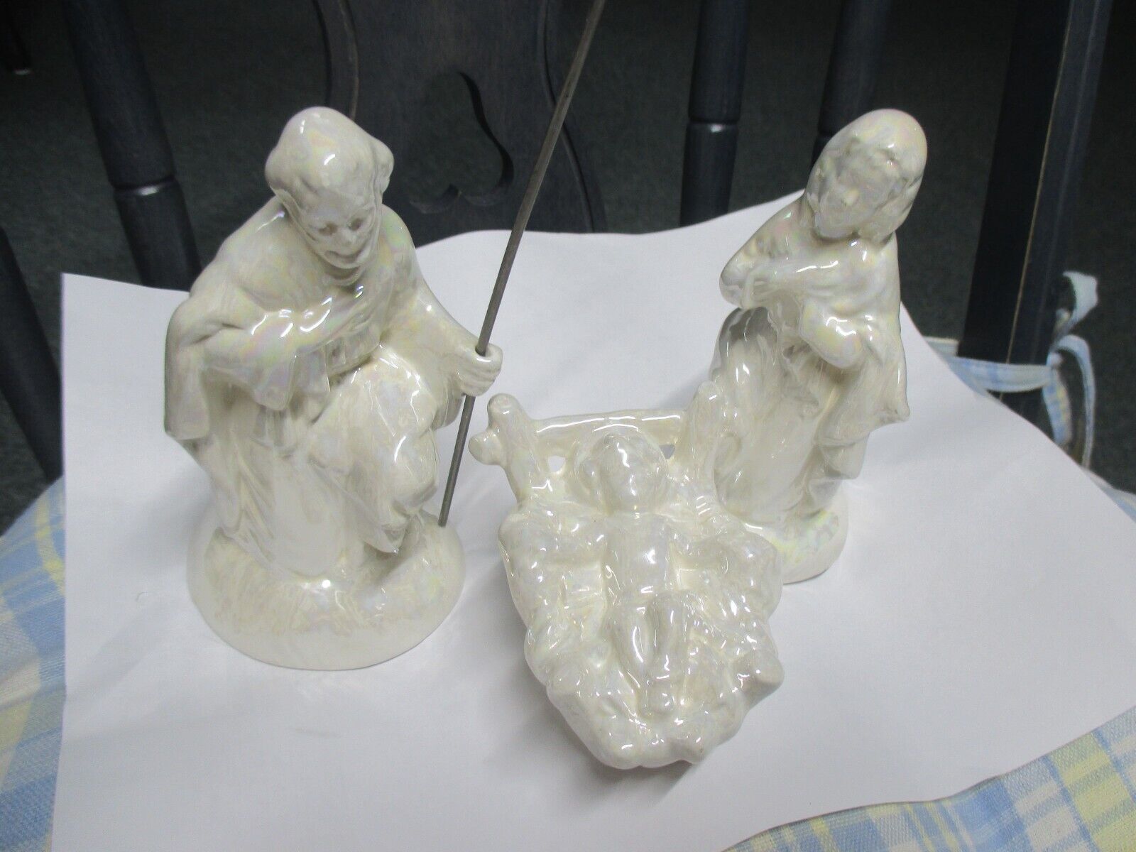 3 Piece Ceramic Nativity Set Iridescent Nativity Set Christmas Decor 5\