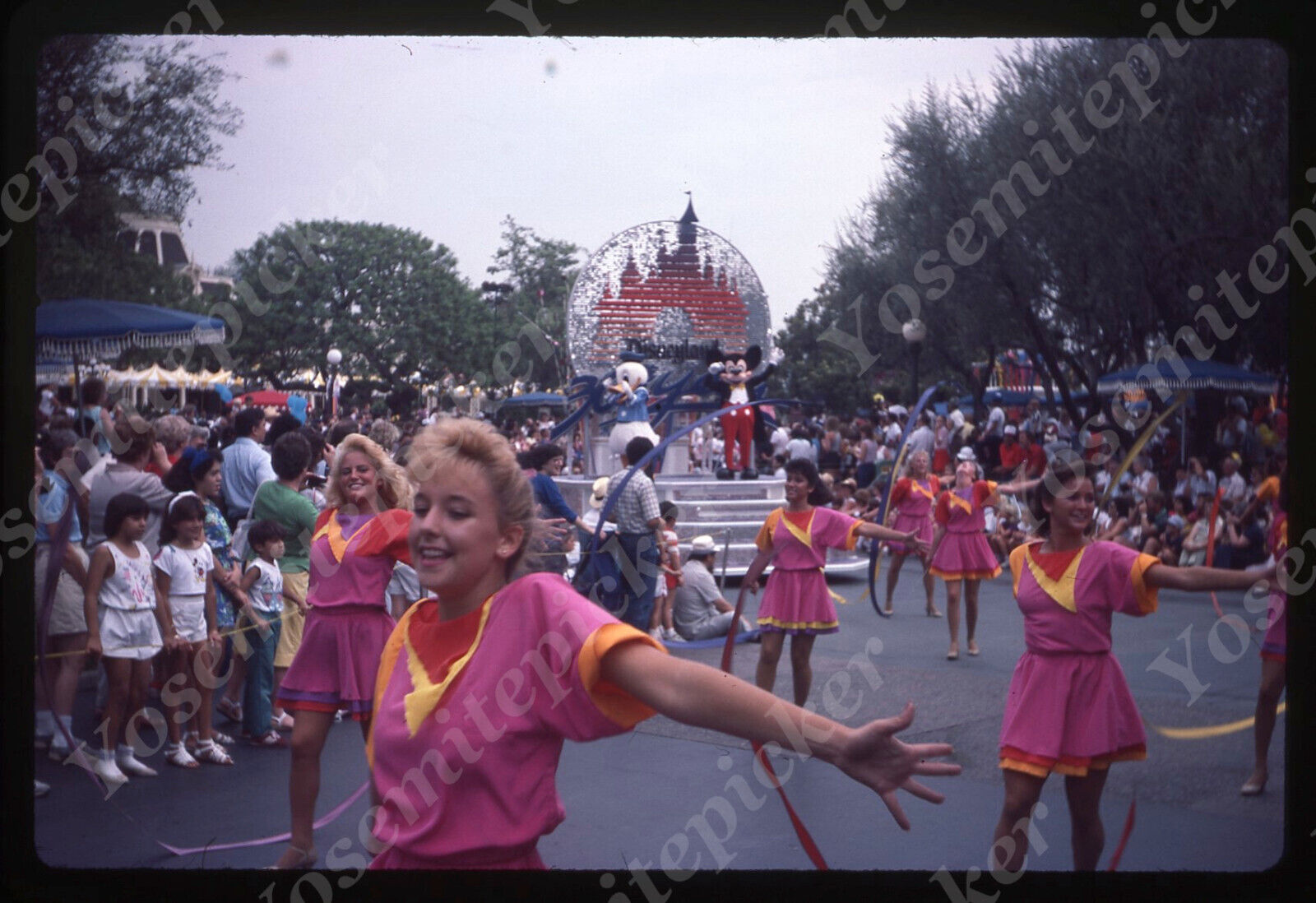 sl88 Original Slide 1980\'s Disneyland parade cast members 244a