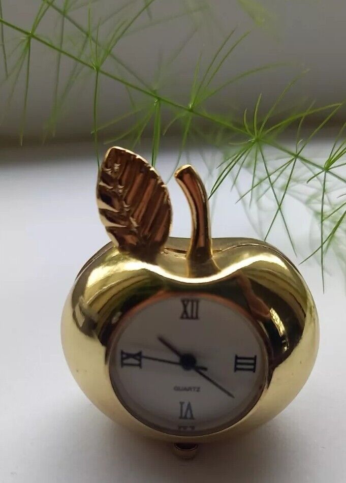 Miniature Desk novelty Apple Clock/ Working/Good present or Gift