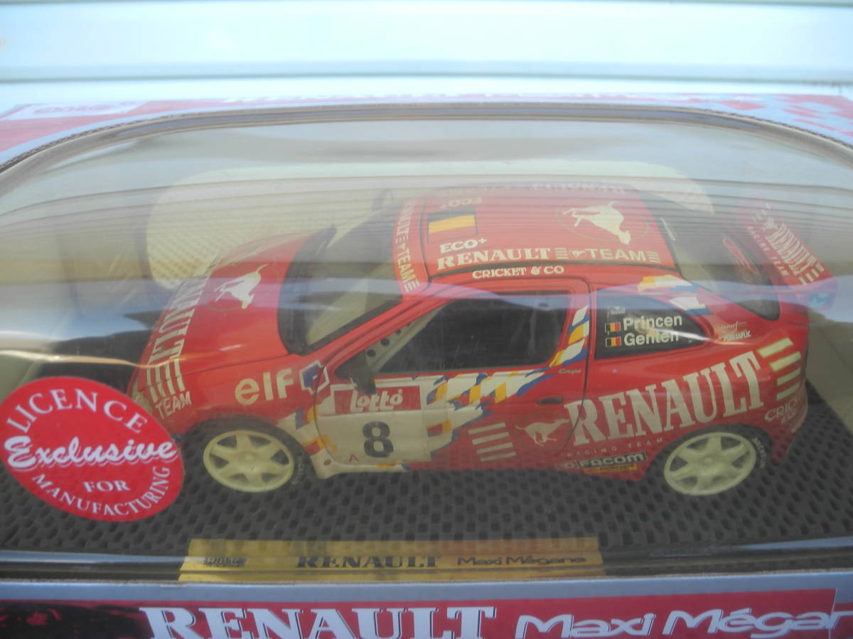 Renault Maxi Megane 8 1/18 Mini Car Retro Showa Era