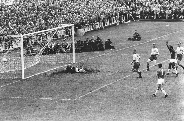 Brazil\'s Pele Waves Triumphantly After Scoring His Goal 1958 HISTORIC OLD PHOTO