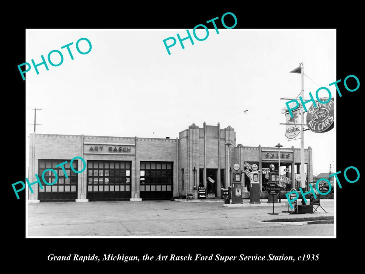 OLD 8x6 HISTORIC PHOTO OF GRAND RAPIDS MICHIGAN FORD SUPER GAS STATION c1935