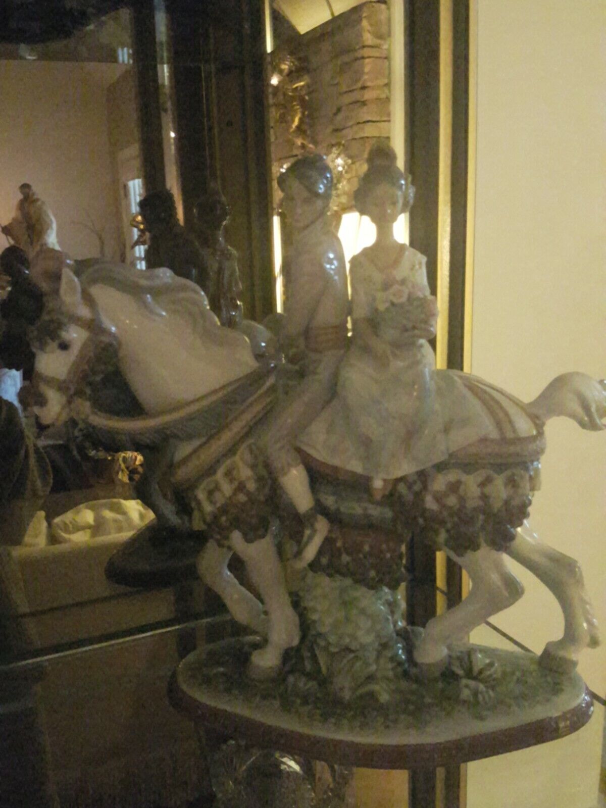 Rare LLADRO #1472 VALENCIAN COUPLE ON HORSE original  box italy