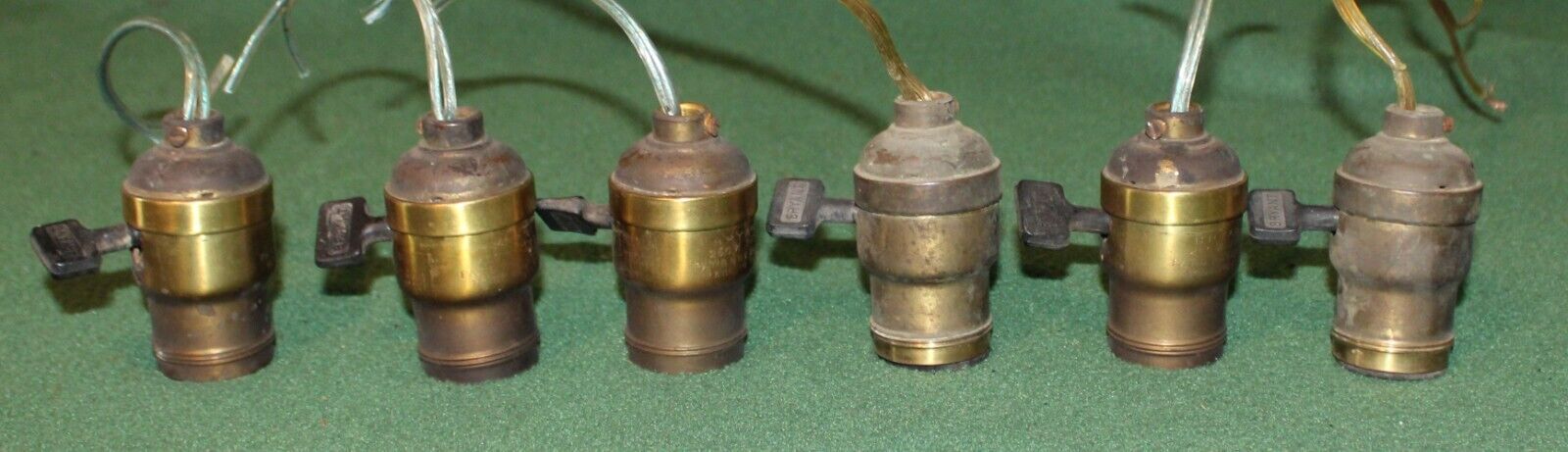 6 ANTIQUE BRYANT FAT BOY PADDLE SWITCHES & SOCKETS (5) PATENTED NOV. 26, 1907