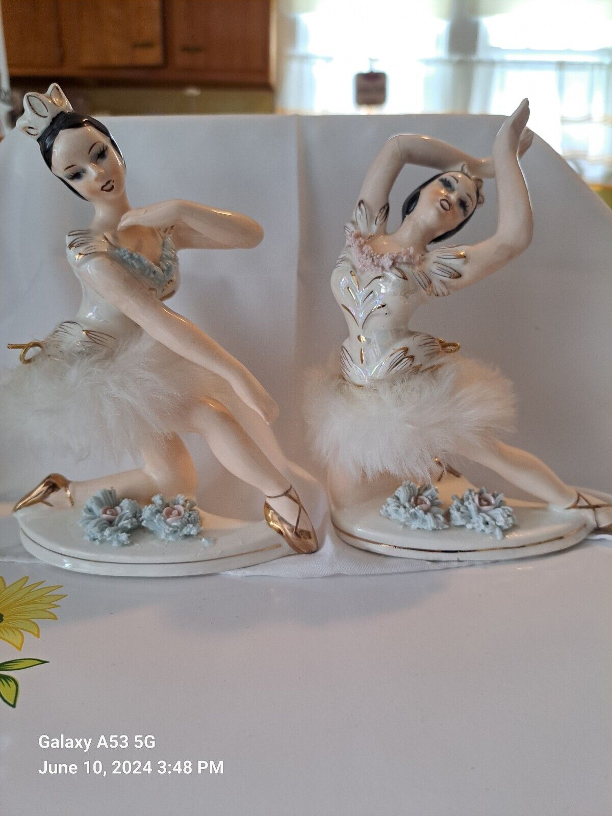 Vintage 1950s Japan Hand Painted Pair Ballerina Figurines