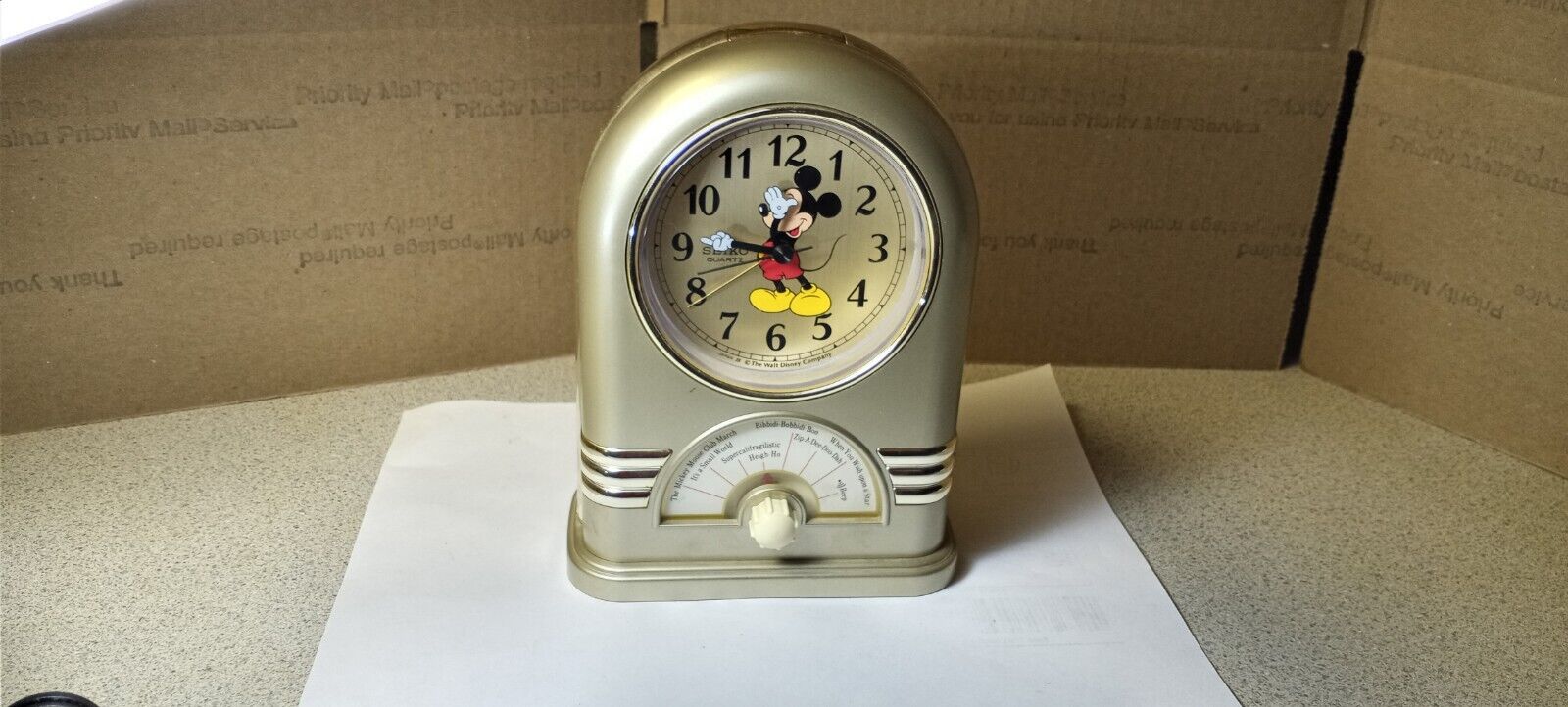 VINTAGE SEIKO MICKEY MOUSE MUSICAL CLOCK..WORKS...PLS READ