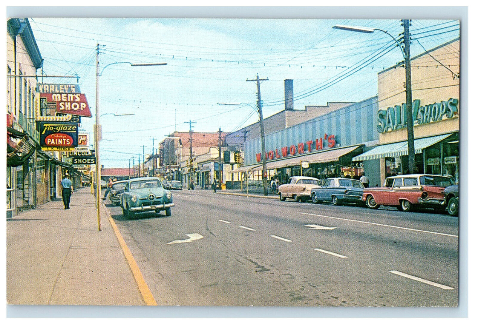 c1960\'s Paint Shop, Men\'s, Shoes, Third Avenue Timmins Ontario Canada Postcard