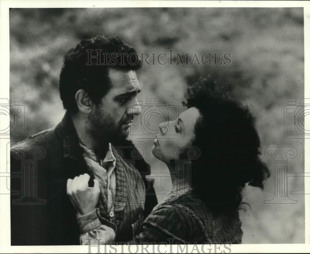 1984 Press Photo Tenor Placido Domingo with co-star in \