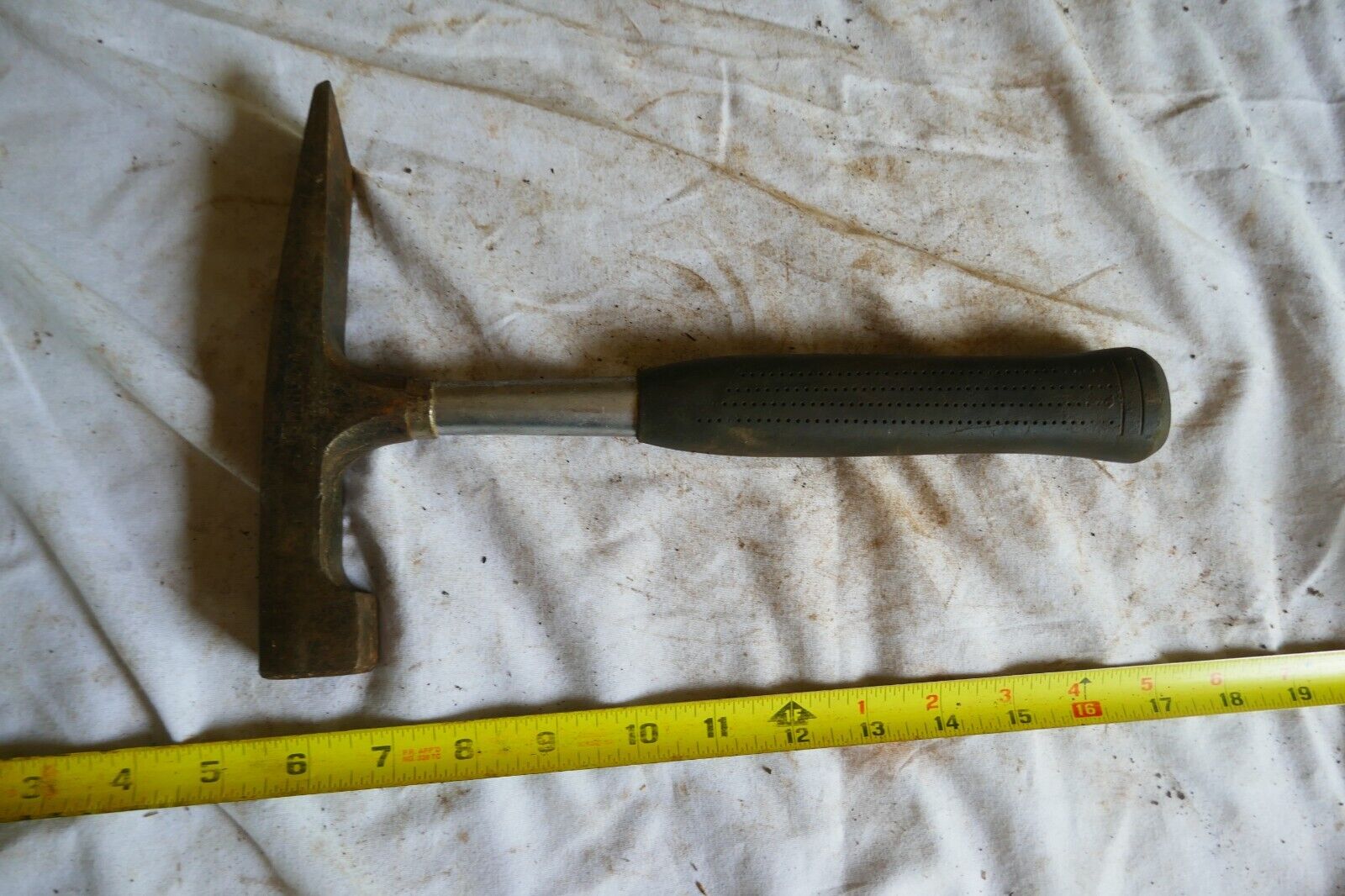 Vintage 2 Pound Stanley Steelmaster Rock Pick Hammer Lot 24-31