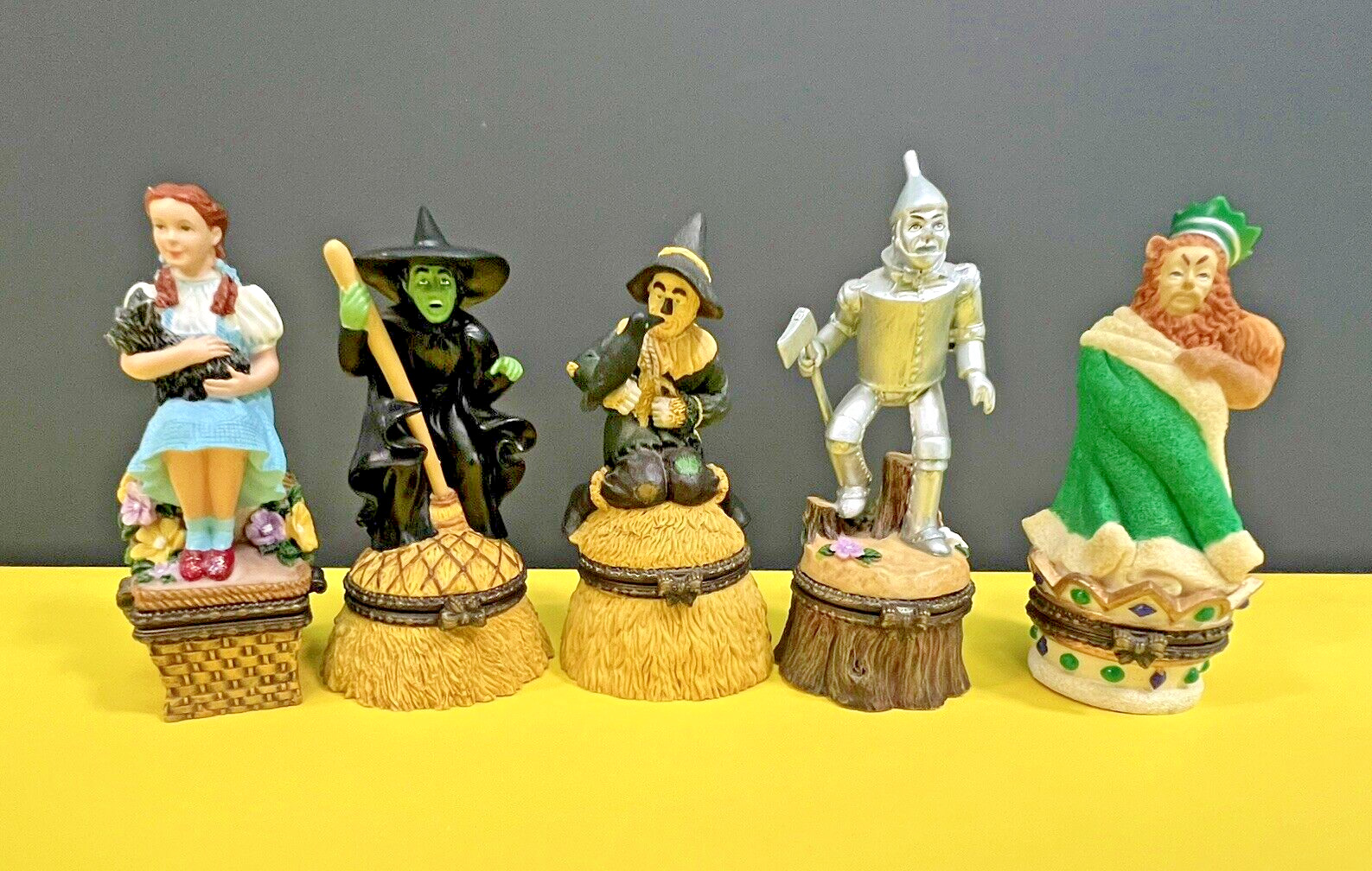 Wizard of Oz Hinged Boxes Figurines Hinged Trinket Boxes Turner MGM Set of 5