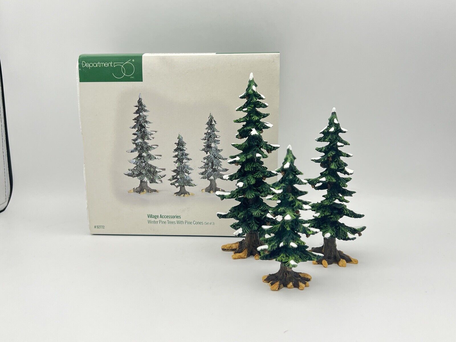 Department 56 Village Winter Pine Trees Pine Cones Ceramic 7” 5.5” 4” #52772 NIB