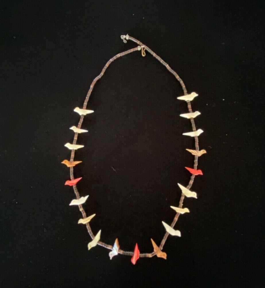 Old Zuni Native American Fetish Necklace-Shell And Heishi
