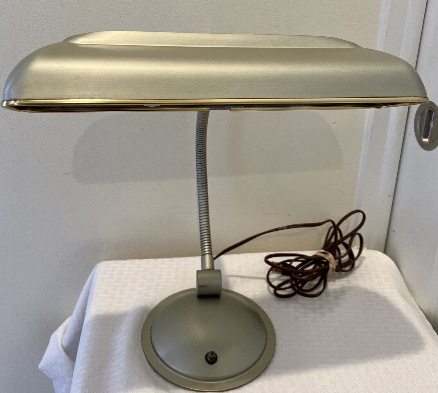 Vintage Mid-Century Modern Cannon  Adjustable Gooseneck 2 Socket Desk Lamp