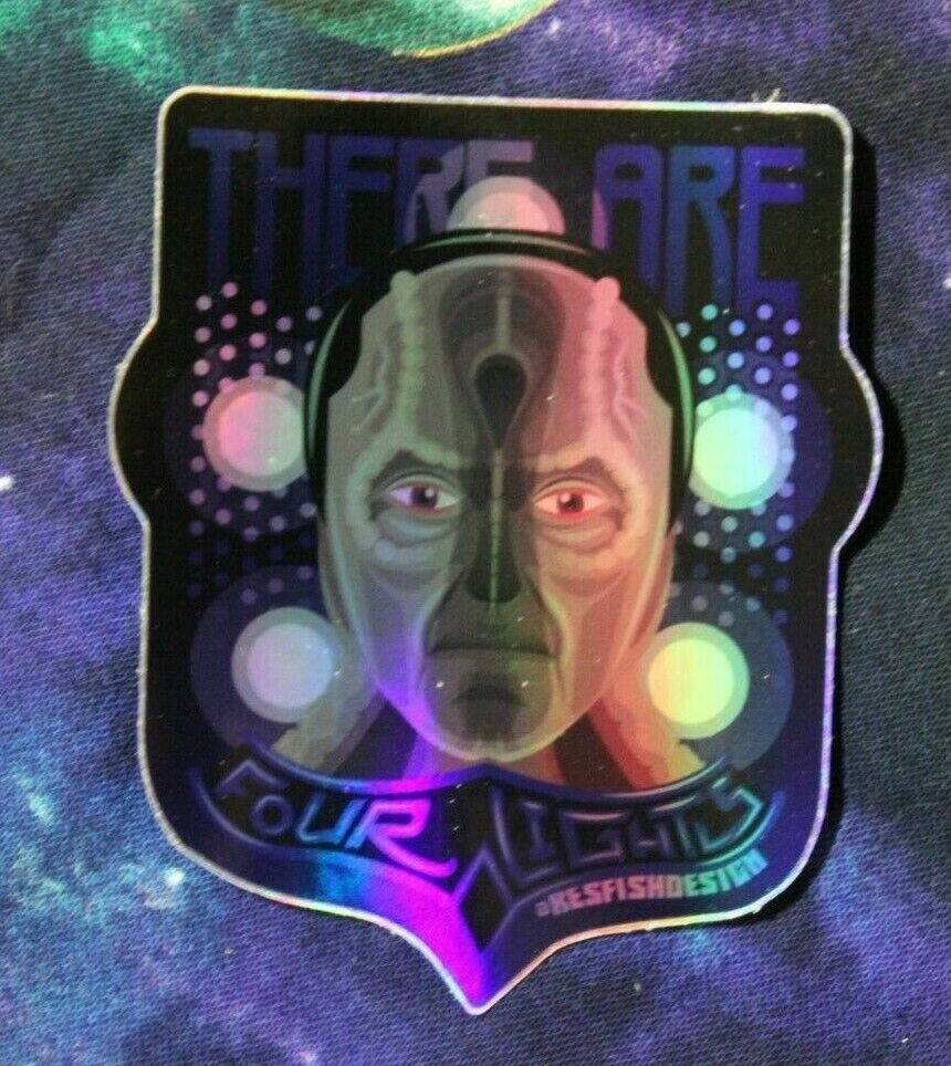 GUL MADRED Cardassian Star Trek holo sticker / 3\
