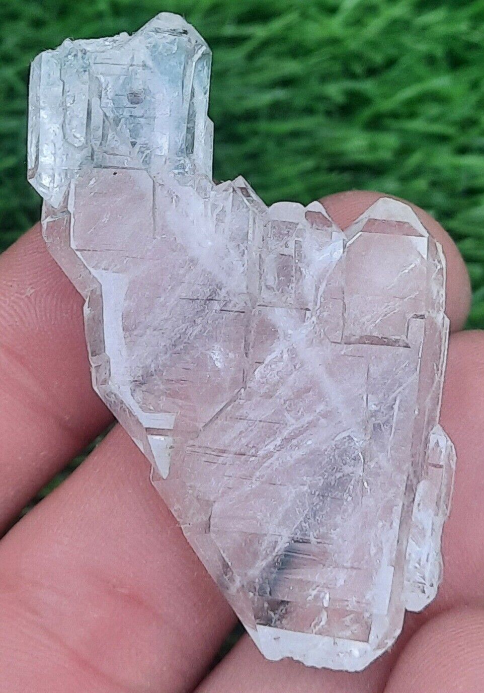 Natural Beautiful Faden Quartz Crystal Cluster healing reiki Rocks & Mineral