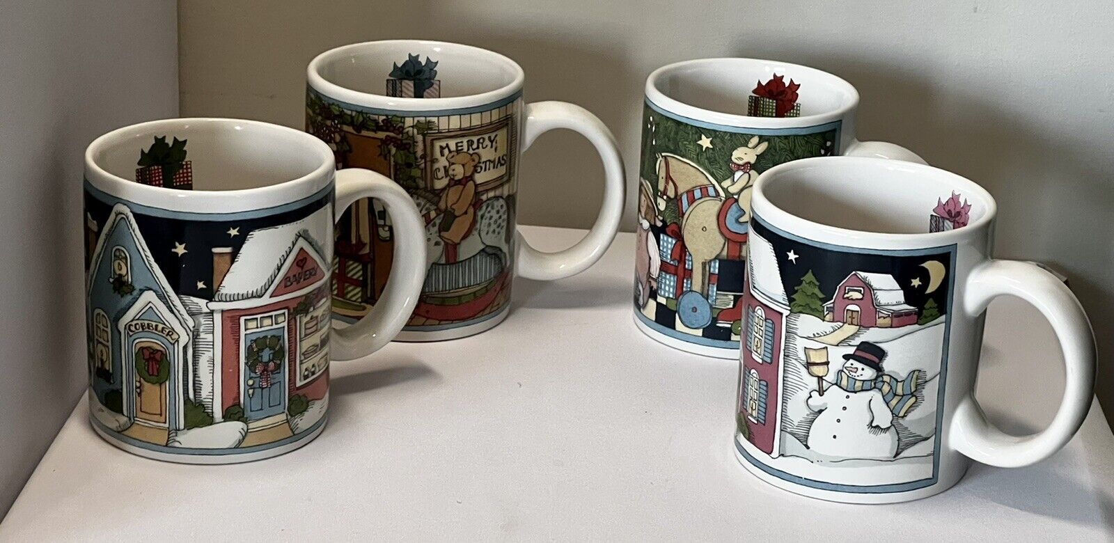 Set of 4 Susan Winget Holiday Mugs Over the Housetops Excellent Used Condition