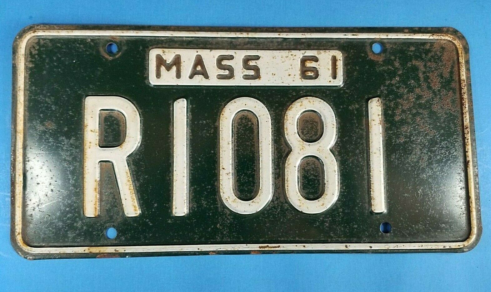 Automobile License Plate 1961 Massachusetts # R1081 Vintage