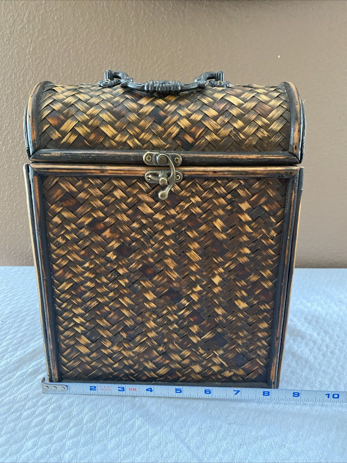 VTG Treasure Chest Purse Wooden Box Bag Carry Hand Brown Black Interior READ