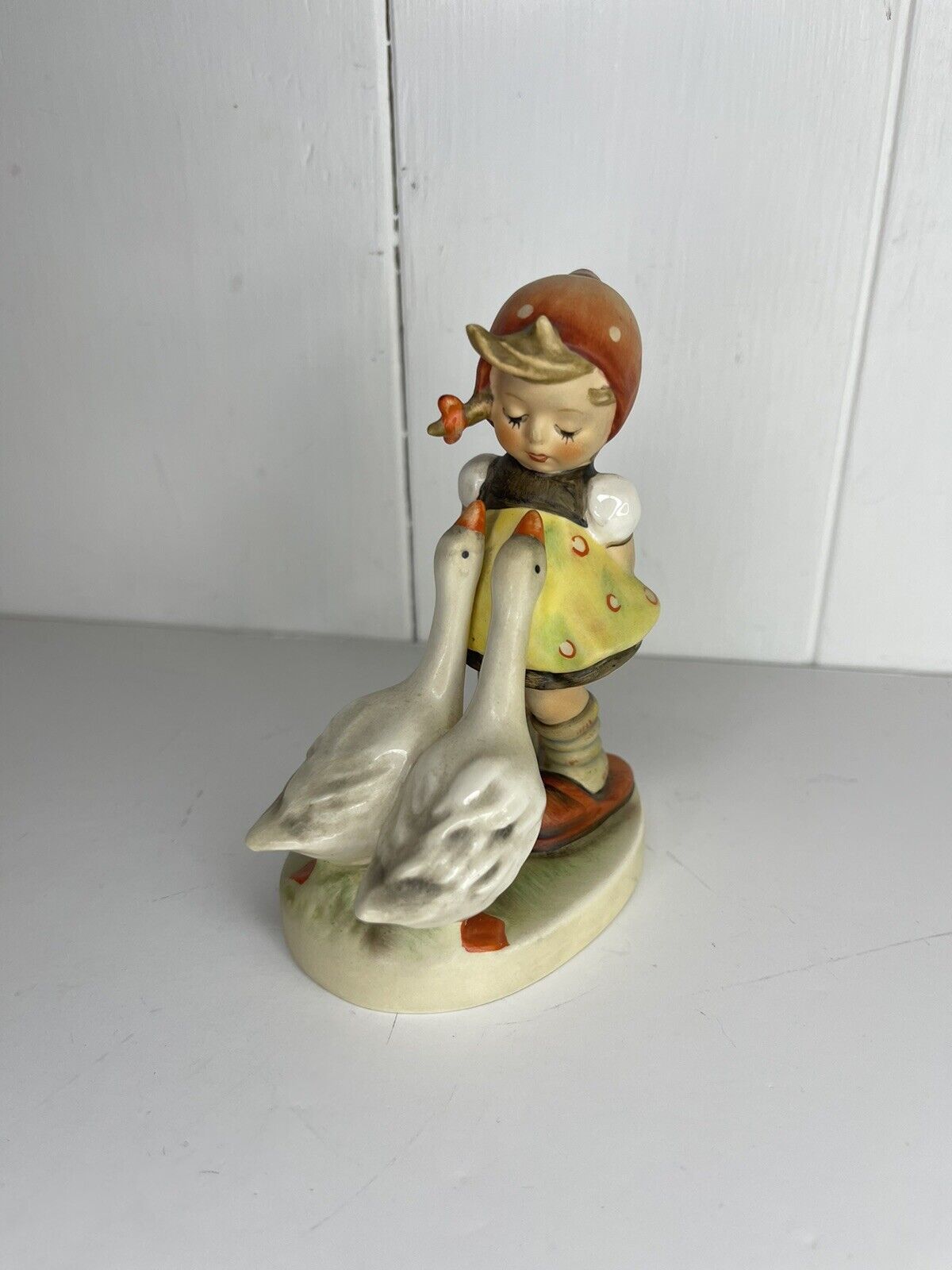 Vintage Goebel Hummel Porcelain Figurine #47 3/0 