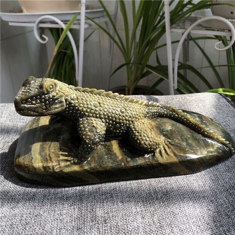 5.6 LB A Lizard full of spirituality is carved on a Zangqing rock #A1