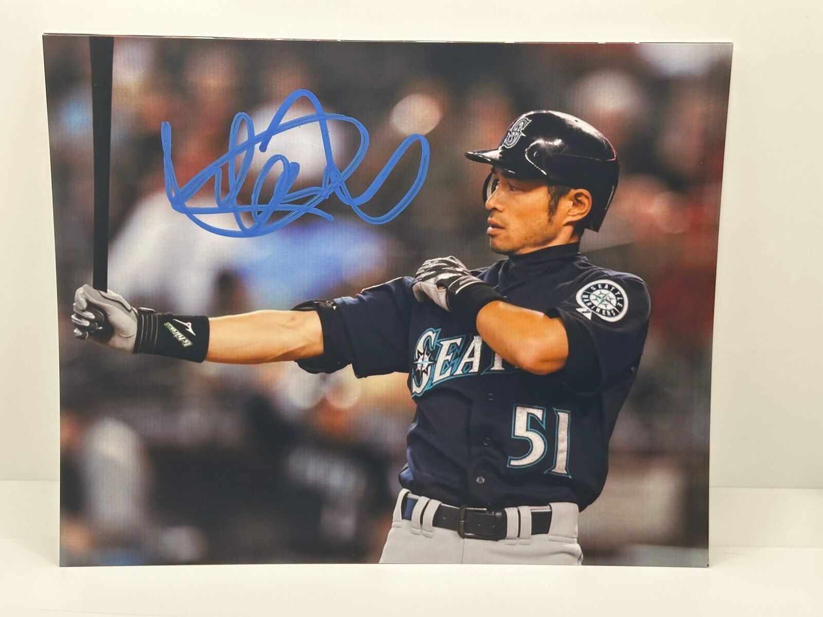 Ichiro Seattle Blue Signed Autographed Photo Authentic 8X10 COA