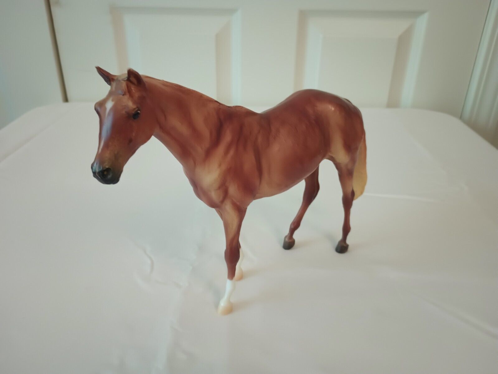 Breyer Chestnut Thoroughbred Mare Let\'s Go Racing. Traditional Size Model Horse