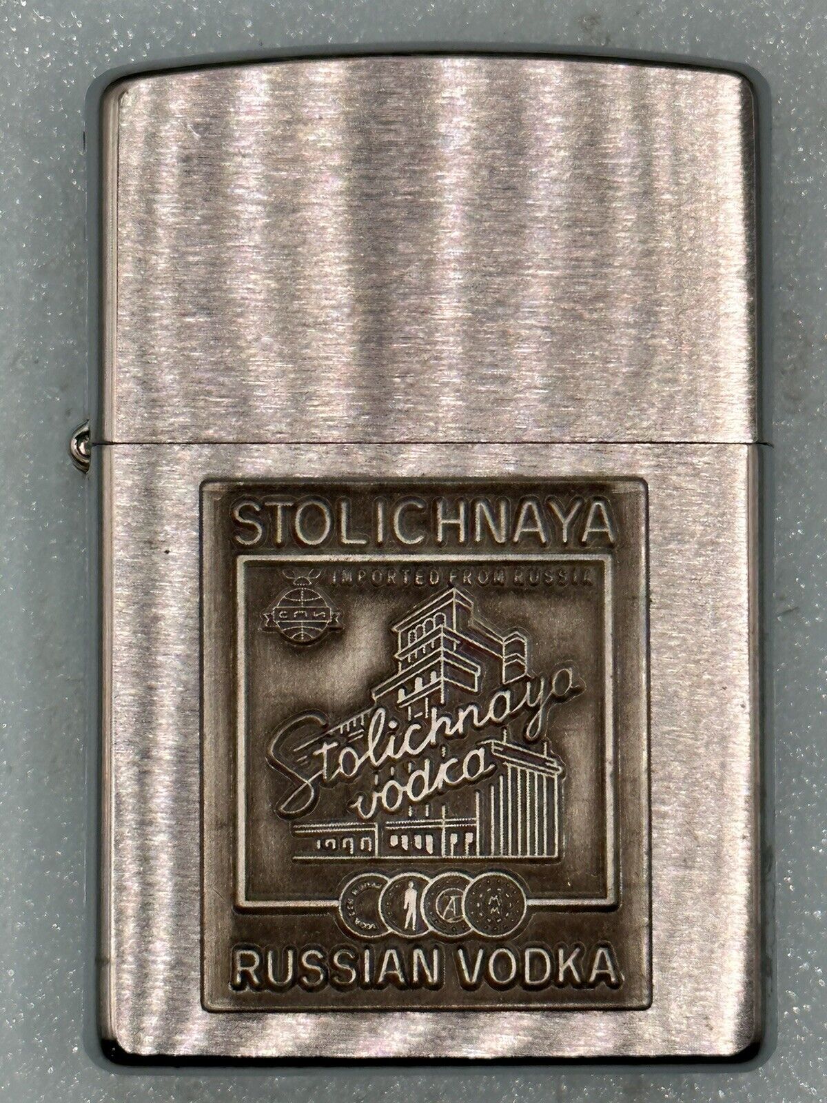 Vintage 1997 Stolichnaya Russian Vodka Emblem Chrome Zippo Lighter NEW